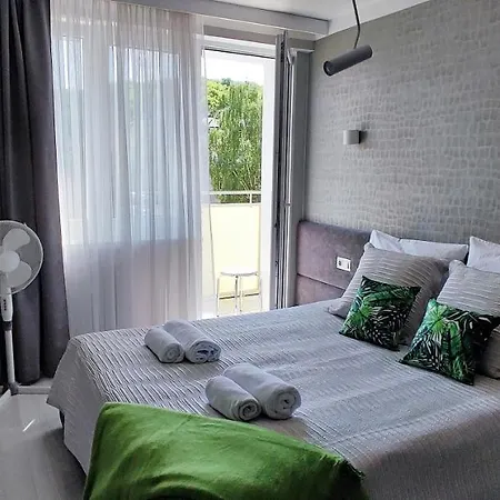 Apartament Gabi By The Sea Apartment
